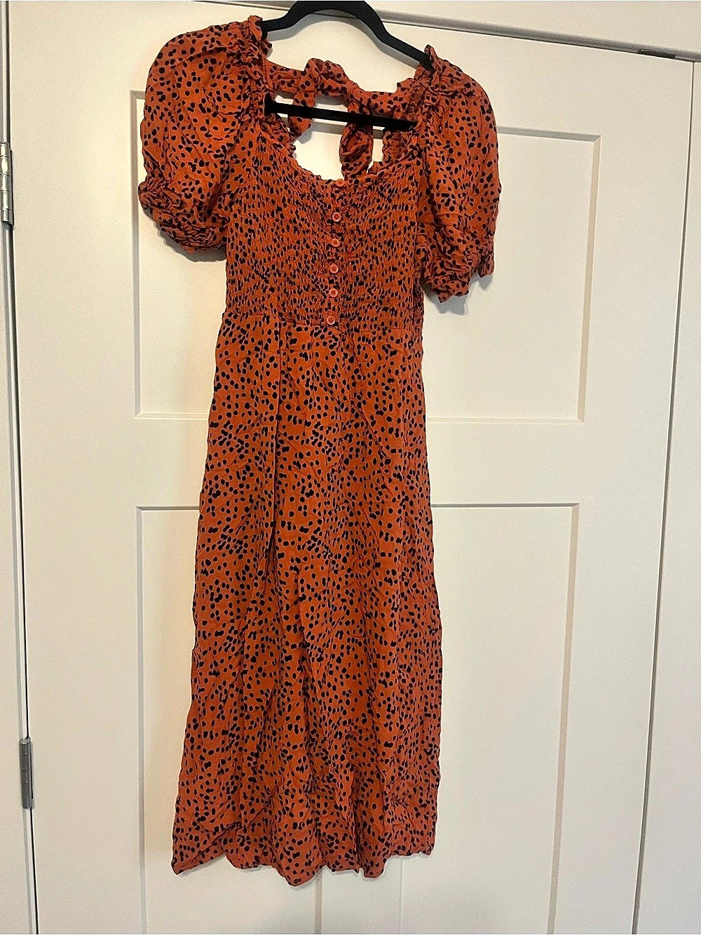 beachlunchlounge collection Luana Cutout Back Smocked Midi Dress Orange & Black